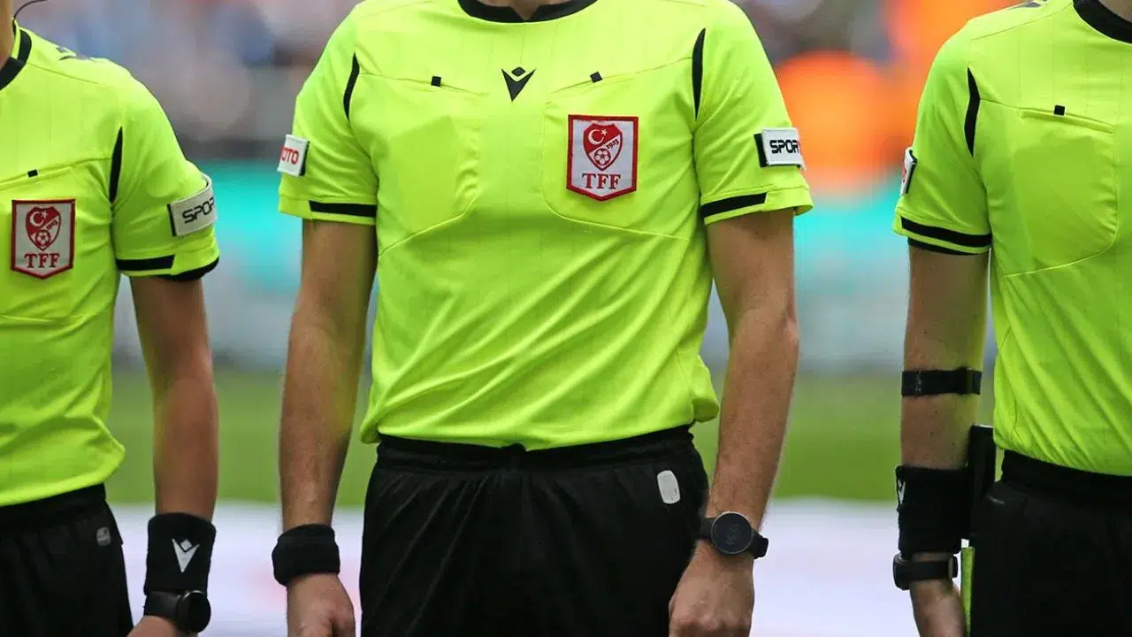 Galatasaray-Trabzonspor ve Beşiktaş-Fenerbahçe Derbilerinin Hakemleri Belli Oldu!