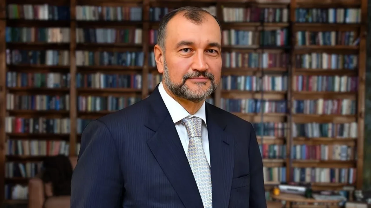 Murat Ülker: “Başka Yerde Evim Yok, Anamın Evinde Oturuyorum, Çok Şükür”