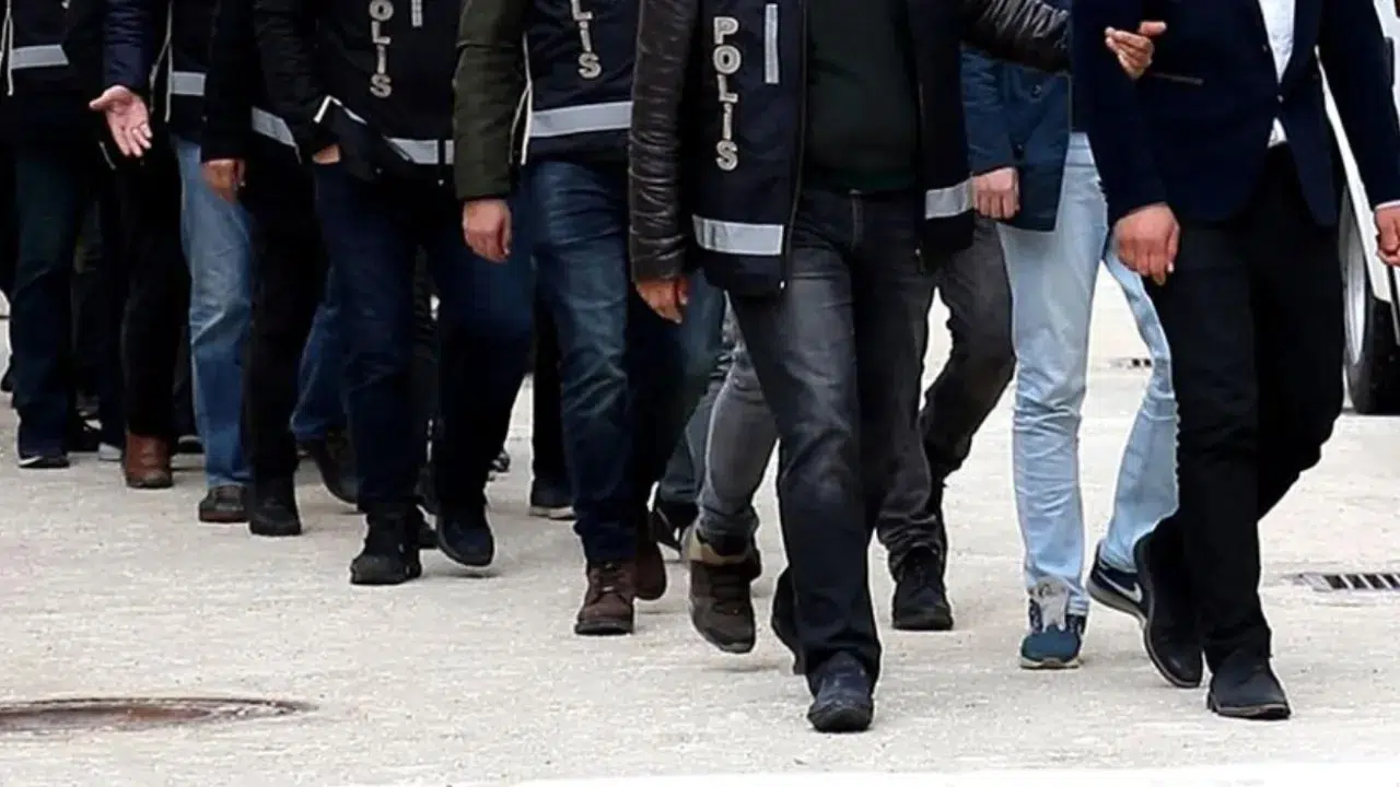 Dini İstismar Eden Şarlatanlara Büyük Operasyon: 29 İlde 62 Gözaltı!