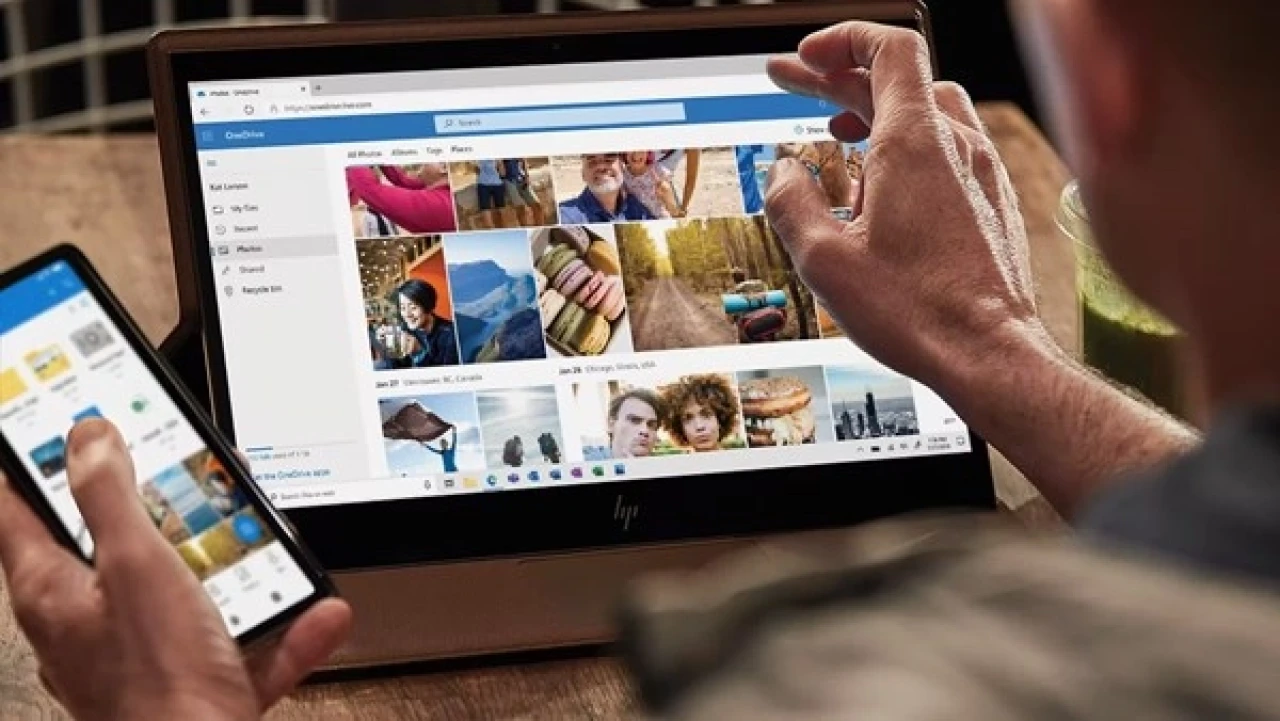 Microsoft'un Surface Reklamı Yapay Zeka ile Mi Üretildi?