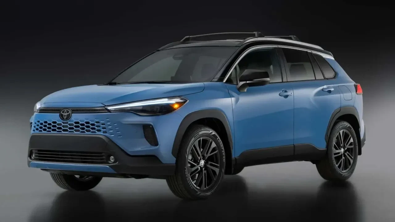 Toyota Corolla Cross 2026 Tanıtıldı
