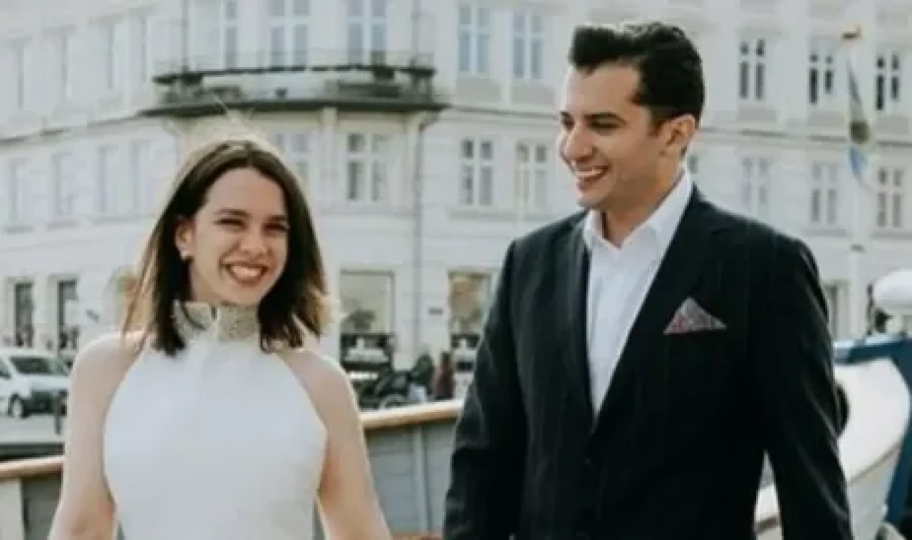 Fırat Altınmeşe ve Gizem Öztüre, Yurt Dışında Sade Bir Nikah Töreniyle Evlendi!