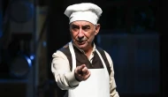 Şener Şen Sanat Kariyerine Veda Etti