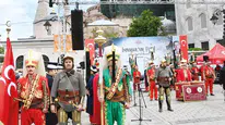 İstanbul'un fethinde 573 yıllık gurur: Tarihi yarımadada dev kortej
