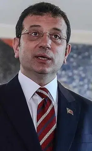 Ekrem İmamoğlu: "Boşverin Şu Casusluk Zırvasını Filan Mert Olun, Asıl Derdinizi Söyleyin"