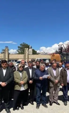 Cami kürsülerinde Kürtçe yasağına tepki çığ gibi: Minberler yasakların değil, hakikatin sesidir