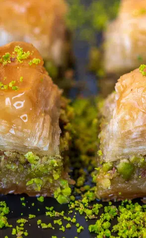 Hürmüz Boğazı'ndaki gerilim baklava fiyatlarını vurdu: Hammadde krizinde yüzde 20 zam alarmı
