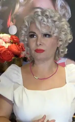 Mardinli Marilyn Monroe lakaplı Melek Akarmut'un sosyal medya paylaşımları başına dert açtı: Cezaevi yolunu tuttu