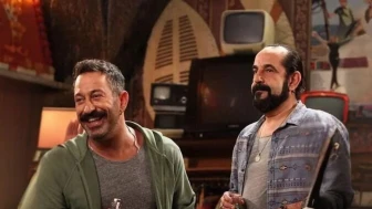 Cem Yılmaz Özkan Uğur'u Doğum Gününde Unutmadı