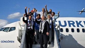 İsrail'in Kaçırdığı 18 Türk Aktivist Ülkeye Döndü