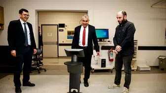 ADÜ Hastanesinde Robot Dönemi: Sağlıkta Dijital Dönüşüm Başladı!