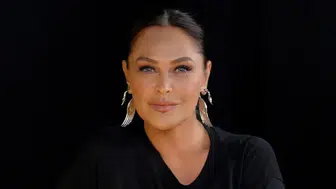 Ünlü Şarkıcı Hülya Avşar İş Dünyasına Adım Attı