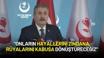Mustafa Destici'den PKK'nın Silah Bırakma Kararına Sert Tepki: "Bu Bir Fesih Değil, Stratejik Manevra"