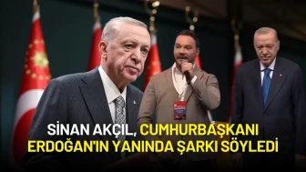 Sinan Akçıl, Kızılay Genel Kurulu'nda Cumhurbaşkanı Erdoğan'ın Yanında Şarkı Söyledi