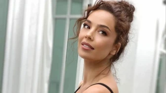 Azra Akın’dan Dikkat Çeken Açıklamalar: "Şiddet Görürsem Ortamı İndiririm"