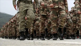 6 Ay Olan Askerlik Süresi 3 Aya mı Düşüyor?