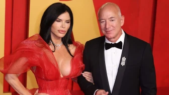 Jeff Bezos’un Nişanlısı Lauren Sanchez’in 100 Bin Dolarlık Elbisesi Göz Kamaştırdı
