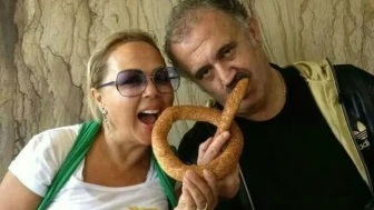 Safiye Soyman ve Faik Öztürk Bodrum'da Lahmacun Şokunu Yaşadı