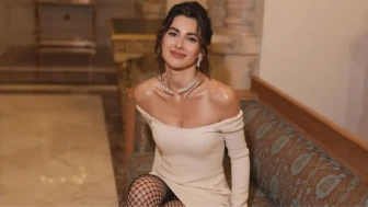 Nesrin Cavadzade Tatil Sezonunu Açtı!