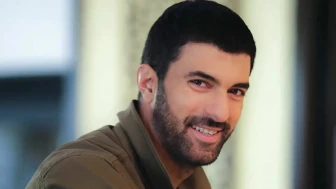 Engin Akyürek, “Bereketli Topraklar” Dizisinin Başrolüyle Ekranlara Dönüyor!