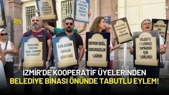 İzmir’de Kooperatif Üyelerinden Belediye Binası Önünde Tabutlu Eylem!