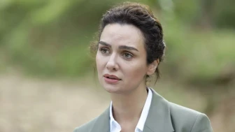 Birce Akalay, Mabel Matiz'in Şarkısına Getirilen Erişim Engeline Tepki Gösterdi