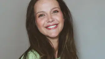 İrem Helvacıoğlu anne oldu: Kızı Sora ile yaşadığı yemek krizini eğlenceli bir notla paylaştı