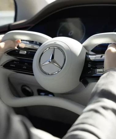 Mercedes’ten Direksiyon Devrimi: 2026'da Elektronik Lövye ile Yeni Sürüş Çağı Başlıyor