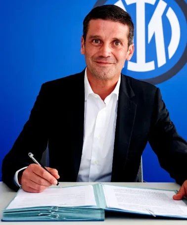 Inter'de Yeni Dönem: Cristian Chivu Teknik Direktörlük Koltuğunda