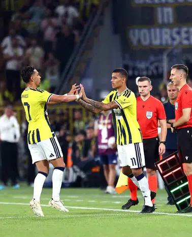 Kadıköy’de beklenen an gerçekleşti: Mason Greenwood siftah yaptı