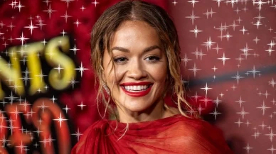 Rita Ora Paris'te Şeffaf Elbisesiyle Ağızları Açık Bıraktı