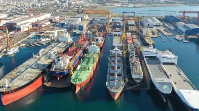 Tuzla Tersaneler Bölgesi'nde Gemi Devrildi: Bir İşçi Hayatını Kaybetti!