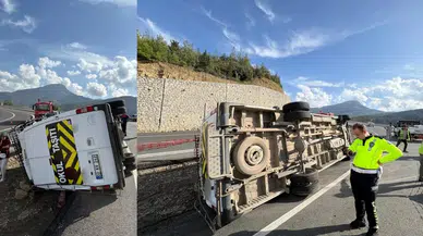 Osmaniye’de Yolcu Minibüsü Şarampole Devrildi: 13 Kişi Yaralandı!