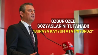 Özgür Özel Saraçhane Direnişini Anlatırken Gözyaşlarını Tutamadı: “Buraya Kayyum Atatmıyoruz!”