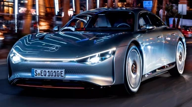 Mercedes, Elektrikli Araçlar İçin Devrim Niteliğinde "Güneş Boyası" Teknolojisini Geliştiriyor