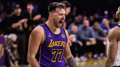 Luka Doncic'ten Eski Takımına 45 Sayılık Şok! Lakers Play-Off Yolunda