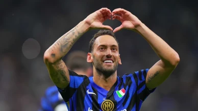Hakan Çalhanoğlu’nun Arnautovic’e Dinlettiği Sıla Şarkısı Sosyal Medyayı Salladı