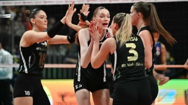 VakıfBank’tan Final Serisine Güçlü Başlangıç: Fenerbahçe Medicana Direnemedi!