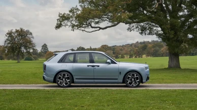 Rolls-Royce’tan Doğaya İlham Veren Lüks: Özel Üretim Cullinan Daisy Tanıtıldı!