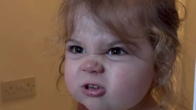 “My Arkadash” Sophia Bu Kez Sahada! Minik Fenomen Maçta Seremoniye Çıktı