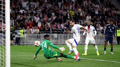 Manchester United’ı Yıkan Adam: Onana İngiltere’de Alay Konusu Oldu