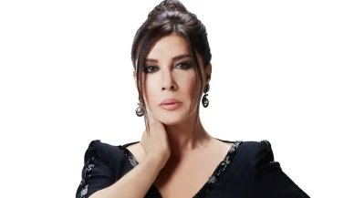 Nebahat Çehre 81 Yaşında Güzelliğiyle Büyüledi: Enerjisi ve Yaşam Sırlarıyla Gençlere Taş Çıkardı!