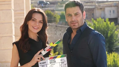 Uzak Şehir Reytingleri Altüst Etti: Cihan ve Alya Yakınlaşması Çok Konuşuldu!