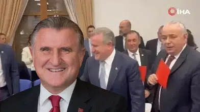 Bakan Bak’tan CHP’nin “Kırmızı Kart” Protestosuna Esprili Yanıt! 'VAR'dan Döner O!'
