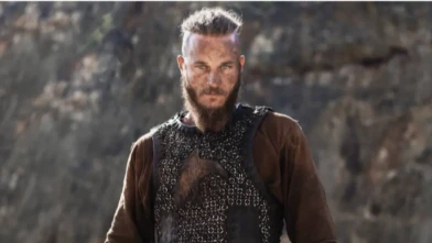 Vikings'in Efsane Ragnar'ı Travis Fimmel Türkiye'de!