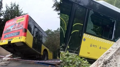 Üsküdar'da El Freni Çekilmeyen İETT Otobüsü İstinat Duvarına Çarptı
