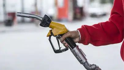 Akaryakıtta Zam Dalgası Sürüyor! Motorinden Sonra Benzine de Artış Geldi