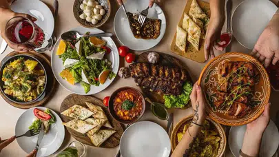 2025’in En İyi 30 Yemek Şehri Açıklandı: Türkiye’den 2 Şehir Listeye Girdi!