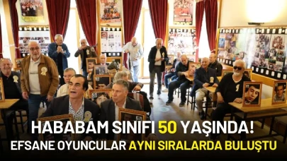 Hababam Sınıfı 50 Yaşında! Efsane Oyuncular Aynı Sıralarda Buluştu
