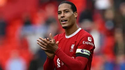 Van Dijk 2027'ye Kadar Liverpool'da! İşte İmza Sonrası İlk Sözleri